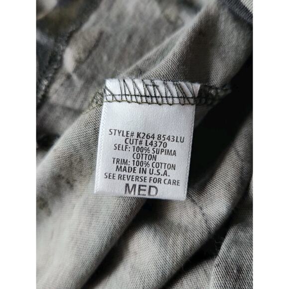 Emma & Sam Top Camouflage Design Short Sleeves Deep V lace up Front size M - Picture 6 of 7